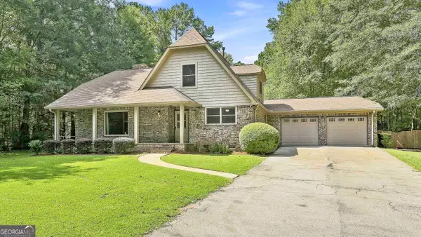 105 Hickory Place, Fayetteville, GA 30214