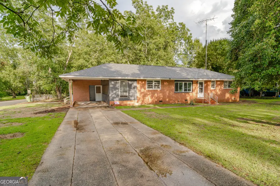 1106 Knoxville Street, Fort Valley, GA 31030 - #2