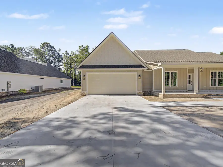 2300 Thomas Street, Adel, GA 31620 - #3