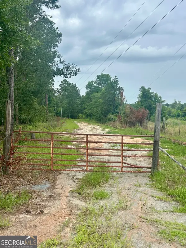 1182 Jacksonville Highway, Fitzgerald, GA 31750