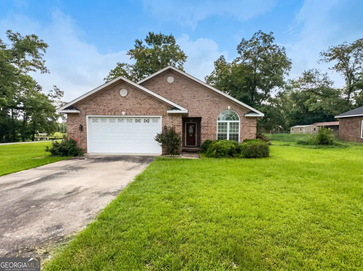 109 Corene Avenue, Glennville, GA 30427 - #1