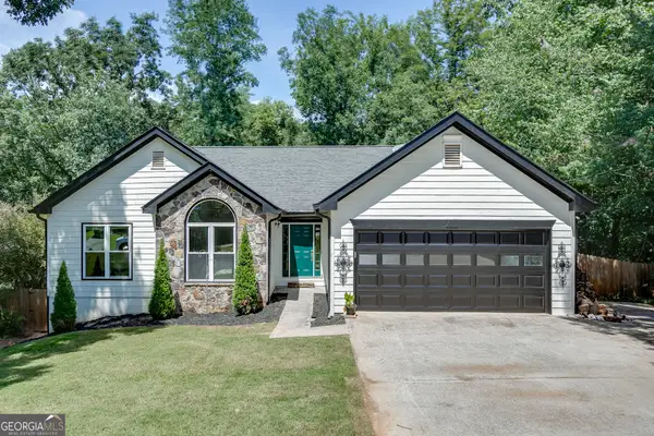6447 Ivy Springs Drive, Flowery Branch, GA 30542