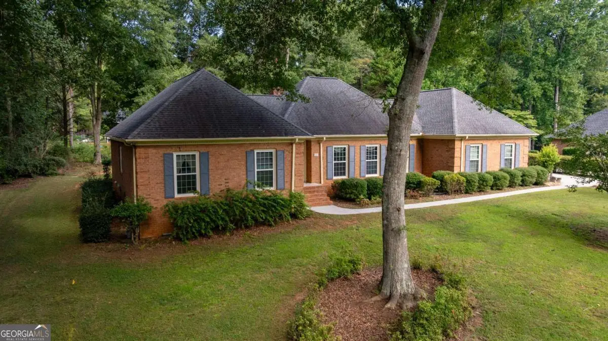 341 Chesterfield Road, Bogart, GA 30622 - #1