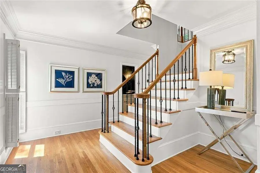 7680 Dunvegan Close, Sandy Springs, GA 30350 - #3