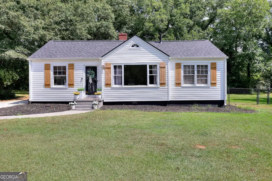 186 S Forest Avenue, Social Circle, GA 30025 - #2