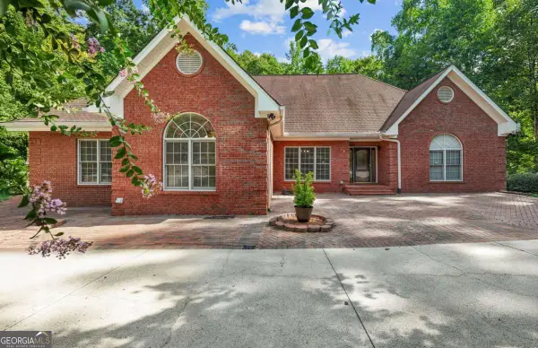 7725 Appaloosa Trail, Gainesville, GA 30506
