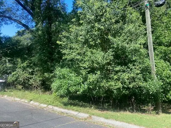 222 Oakdale Road, Milledgeville, GA 31061