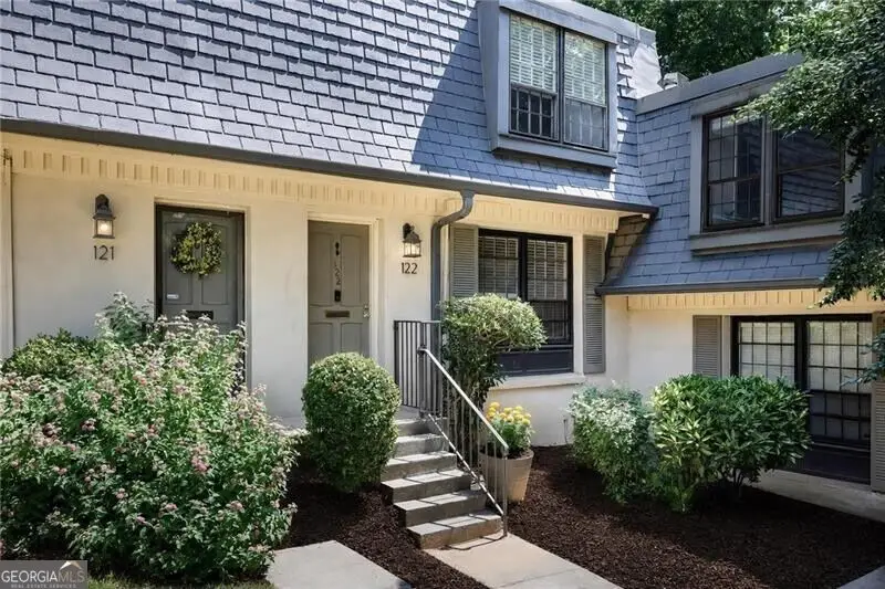 122 Woodmere Square Nw, Atlanta, GA 30327 - #1