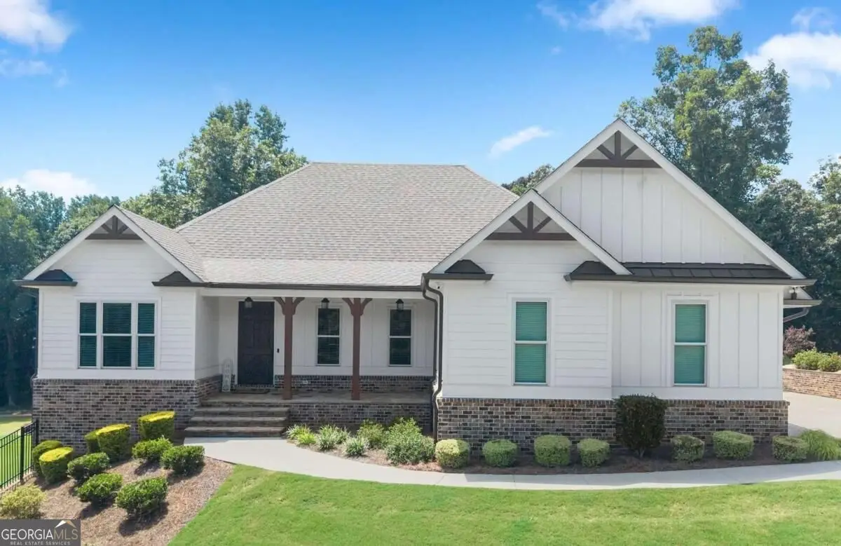 4466 Park Royal Dr, Flowery Branch, GA 30542 - #1