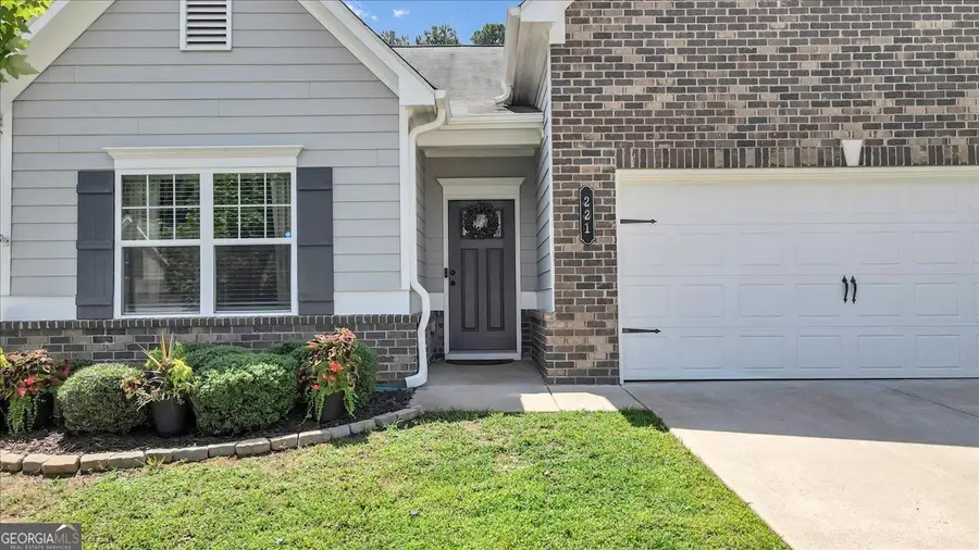221 Woodford Drive, Canton, GA 30115 - #2