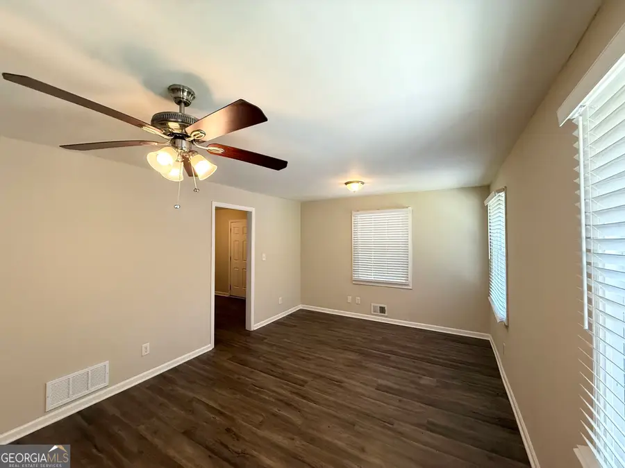 2839 Waters Road Sw, Atlanta, GA 30354 - #3