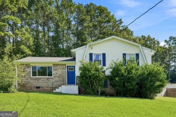 624 Village Lane Drive Sw, Marietta, GA 30060