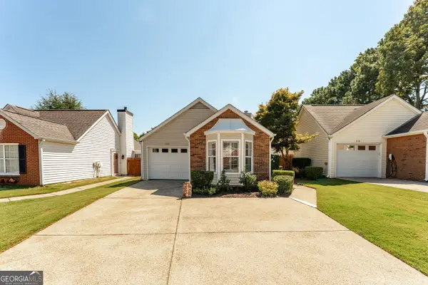 1318 Yorkshire Lane, Woodstock, GA 30188