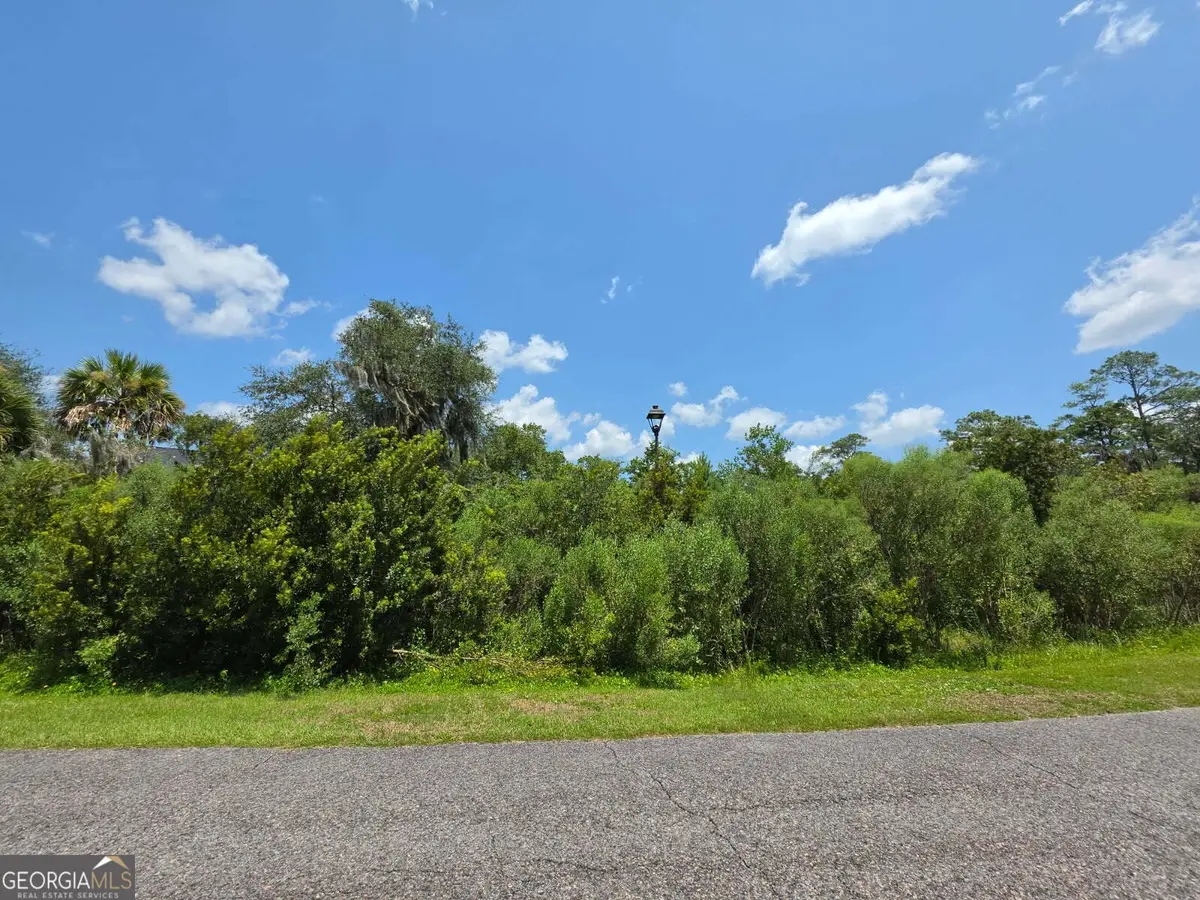 902 Riverview East Drive, Saint Marys, GA 31558 - #1