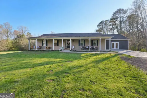 6471 Forsyth Drive, Cumming, GA 30028