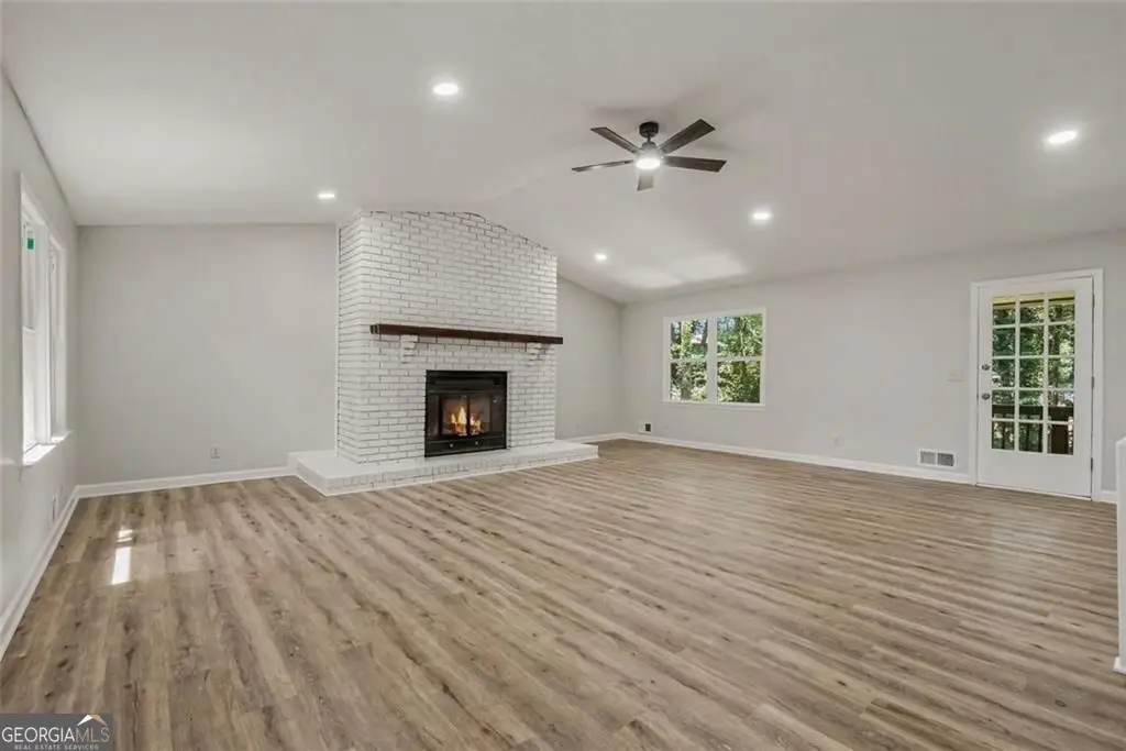 137 Farmington Drive, Woodstock, GA 30188 - #1