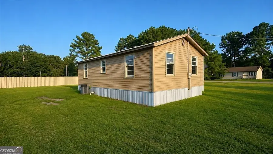 168 Gorham Street, Pembroke, GA 31321 - #2