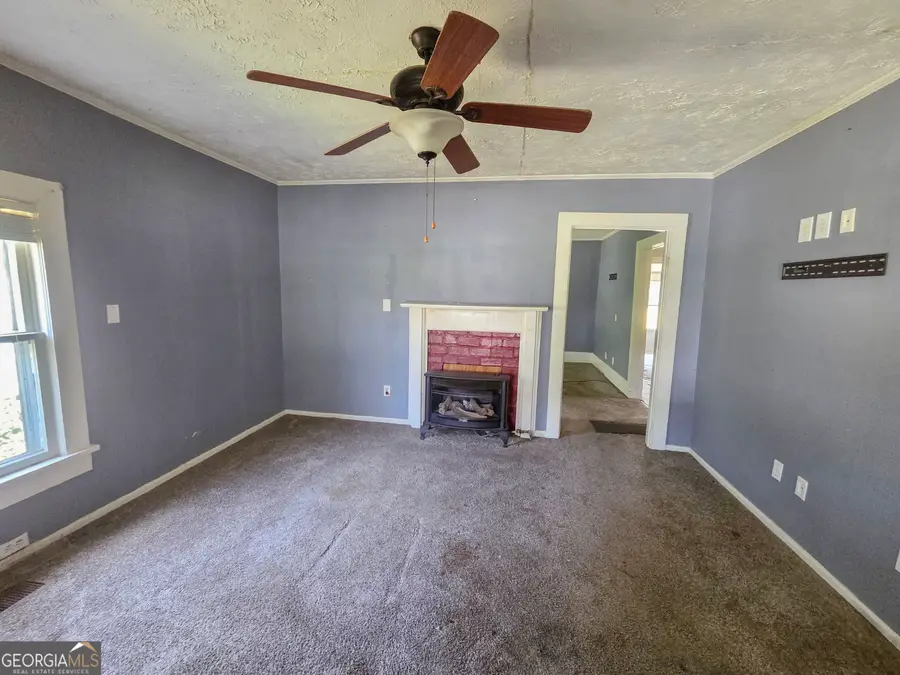 335 E Pine Street, Rockmart, GA 30153 - #3
