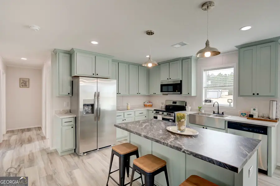 111 Stewart Avenue Ne, Milledgeville, GA 31061 - #2