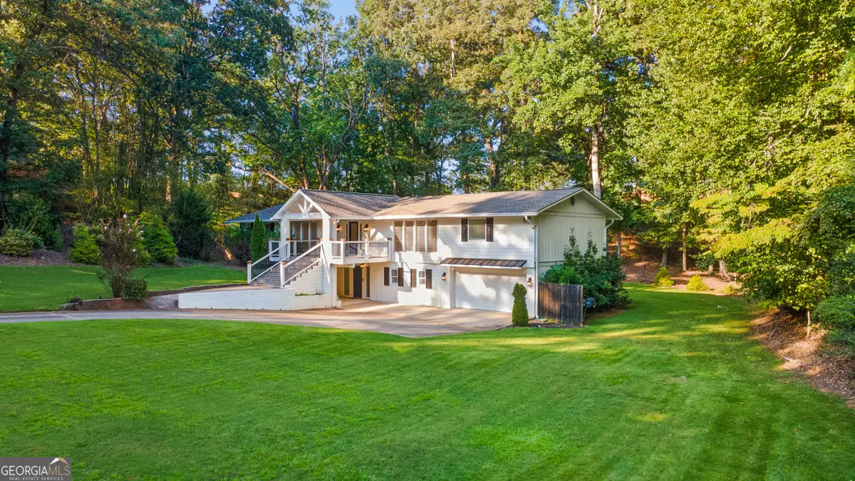 530 E Lake Drive, Gainesville, GA 30506 - #1