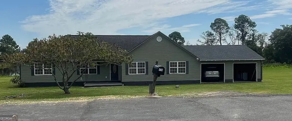 176 Matts Way, Douglas, GA 31535 - #1