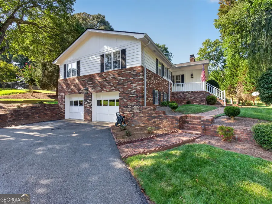 3028 St Charles Avenue, Gainesville, GA 30504 - #2
