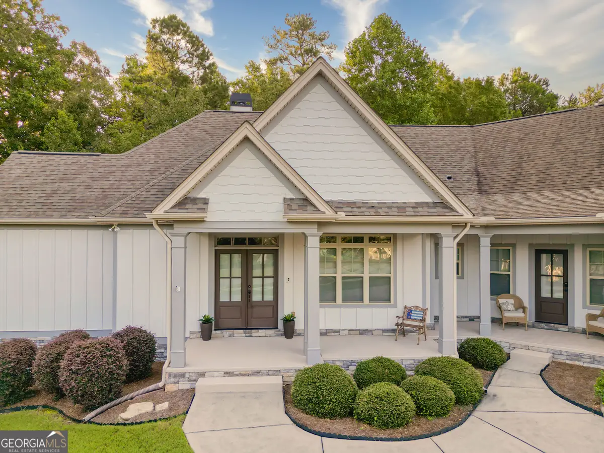 415 Vanderbilt Parkway, Newnan, GA 30265 - #1