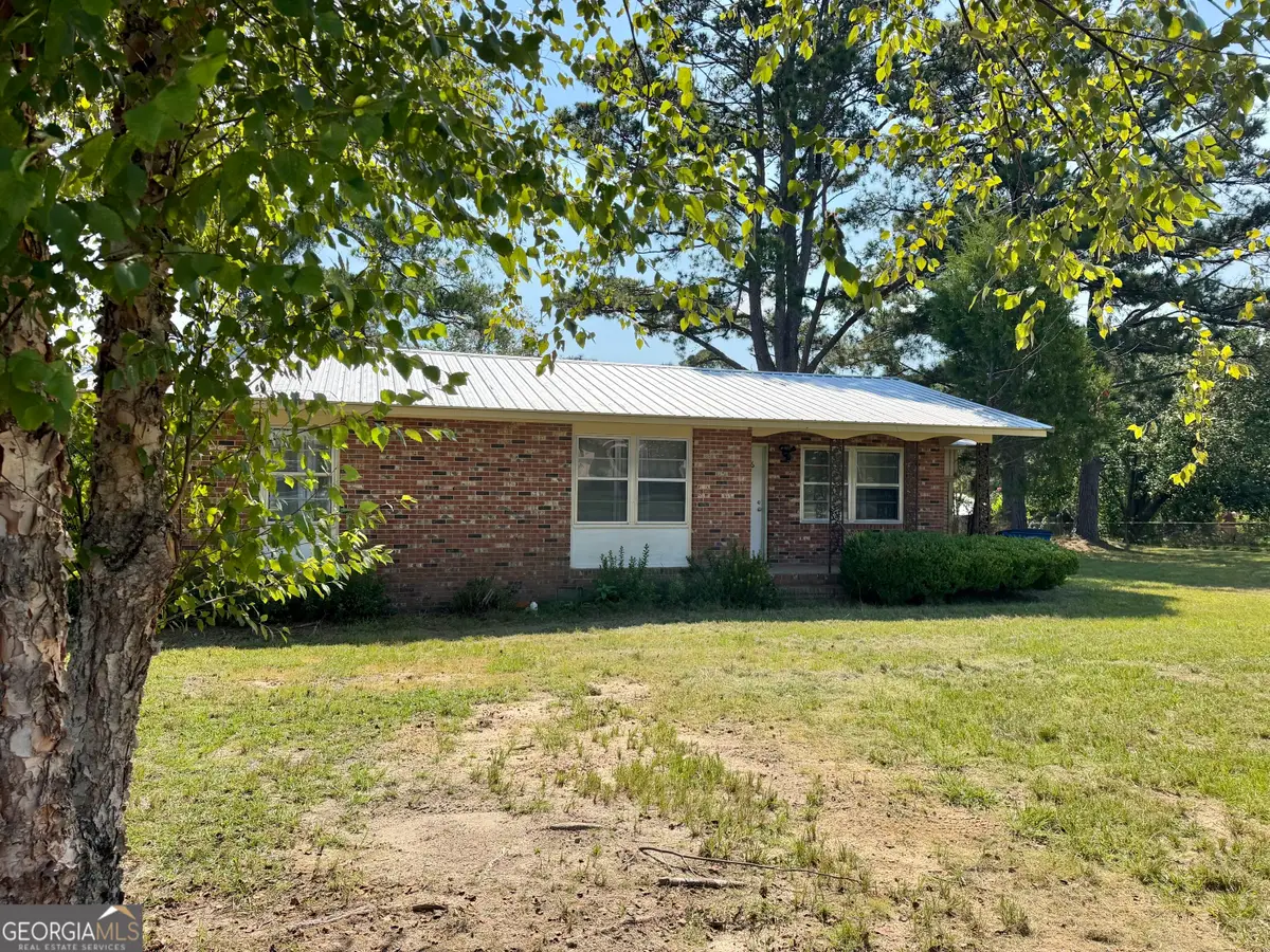 36 Strozier Street, McRae Helena, GA 31055 - #1