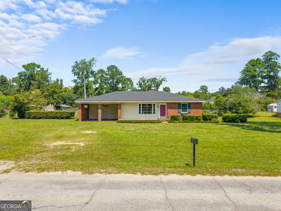 225 Virginia Avenue, Millen, GA 30442 - #2