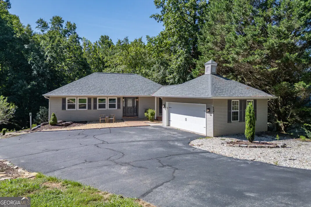 527 Pinebrook Drive, Blairsville, GA 30512 - #1
