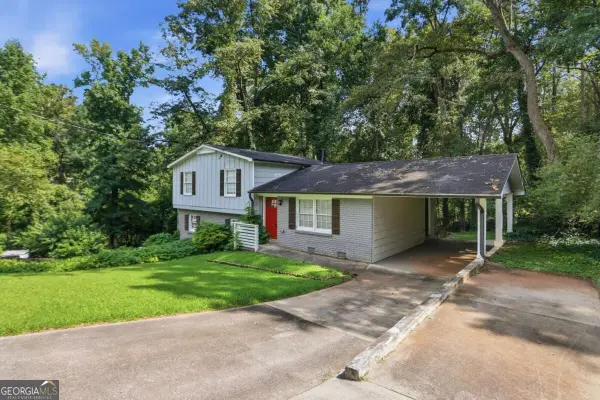 1633 Pine Glen Circle, Decatur, GA 30035