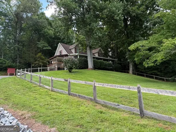 206 Bethabara Loop, Hayesville, NC 28904