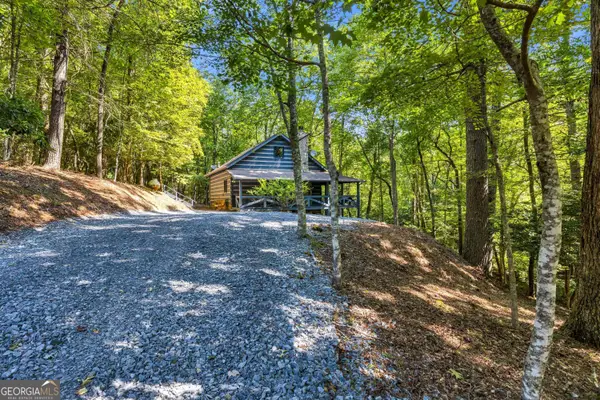 326 Honeysuckle Way, Blue Ridge, GA 30513