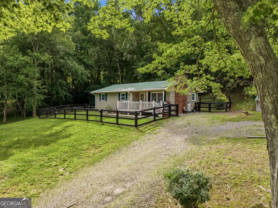 3426 Old Hwy 64 W, Warne, GA 28909 - #3