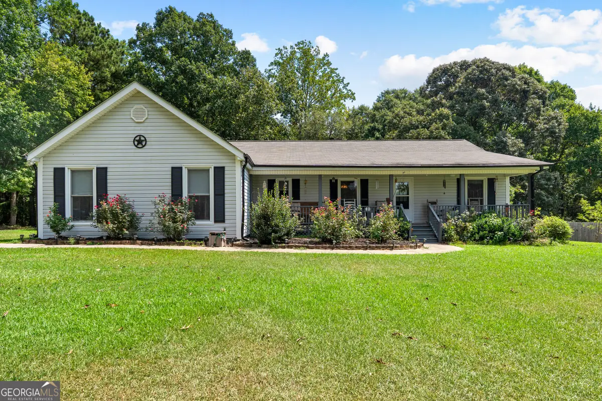 55 Manor Circle, Sharpsburg, GA 30277 - #1