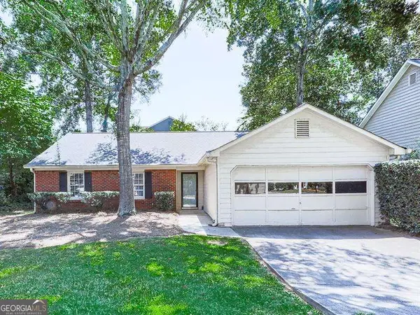 650 Radford Circle, Woodstock, GA 30188