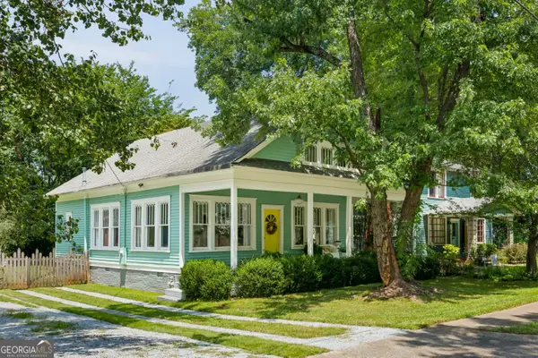 1739 Lyle Avenue, College Park, GA 30337