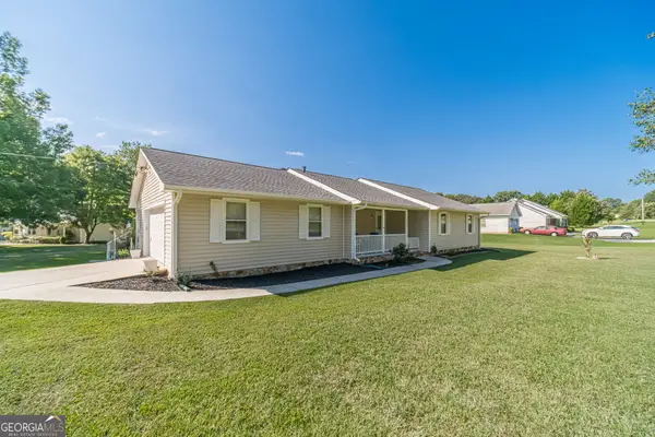 3520 Camelot Court, Loganville, GA 30052