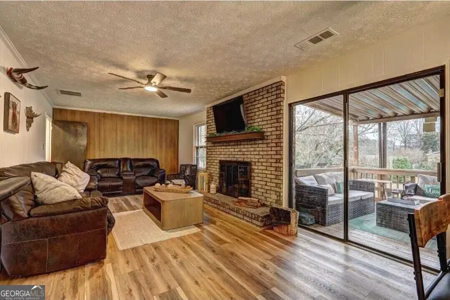 457 Castleaire Drive, Stone Mountain, GA 30087 - #2