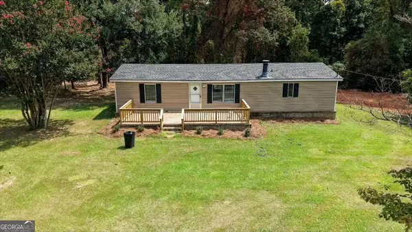 165 Giles Circle, Byron, GA 31008