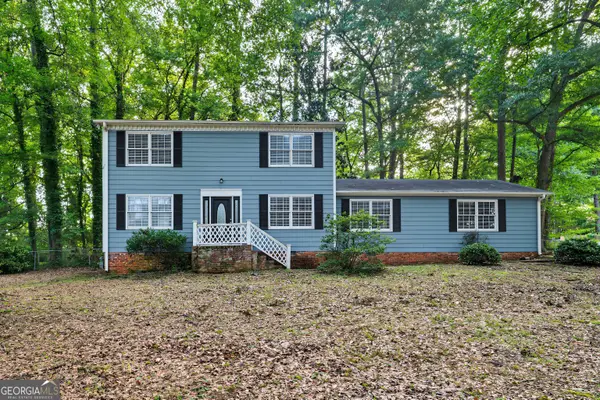 212 Sarann Court Nw, Lilburn, GA 30047