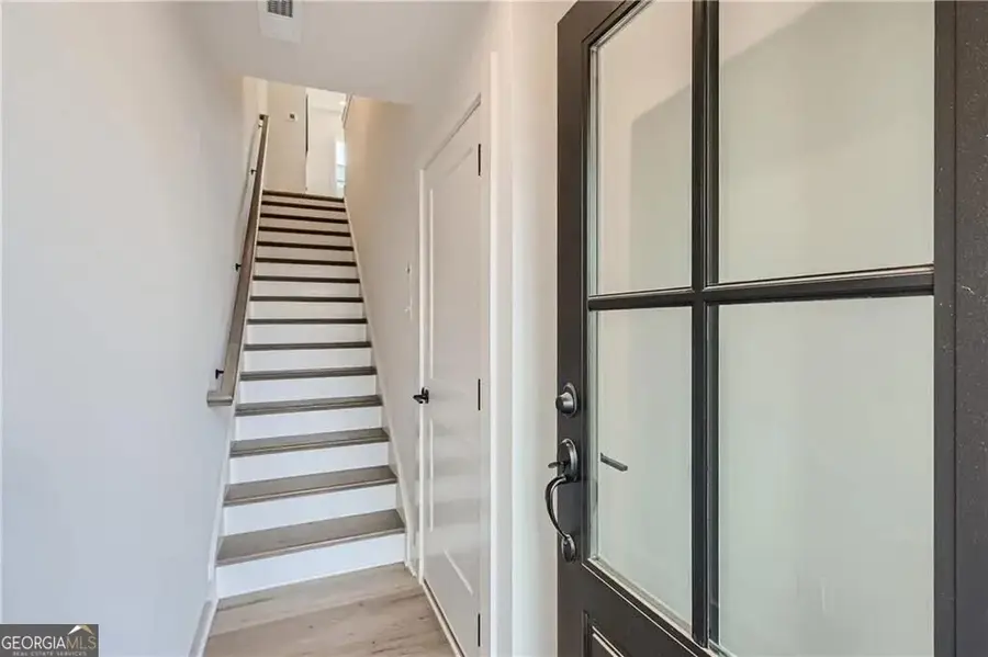 180 Chestnut Circle, Atlanta, GA 30342 - #3