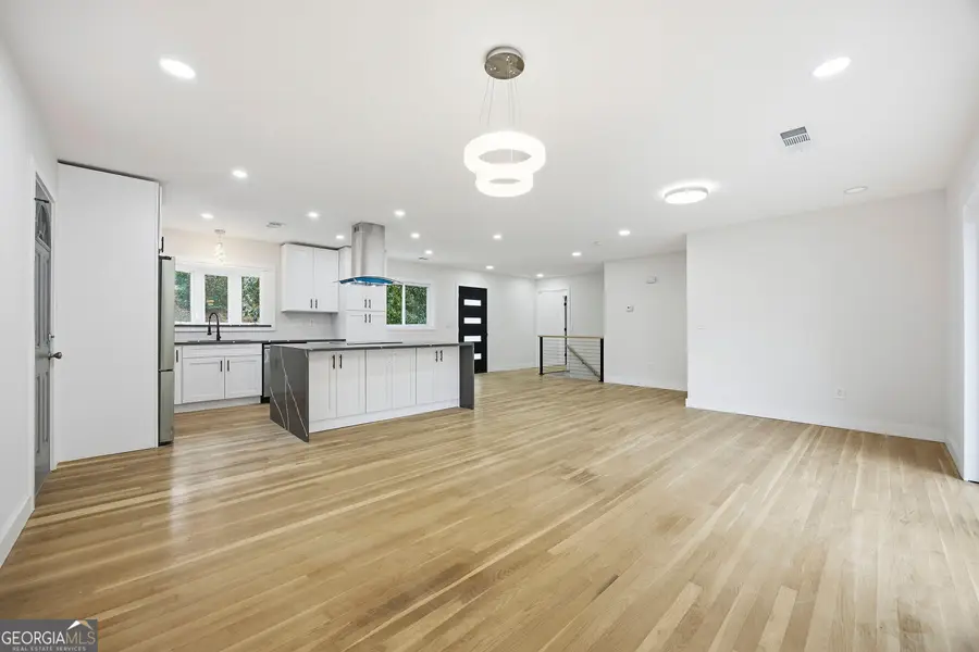 42 W Belle Isle Road Ne, Atlanta, GA 30342 - #3