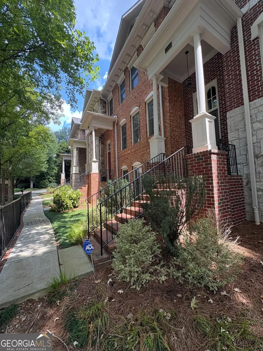 1085 Charles Towne Square, Sandy Springs, GA 30328 - #2