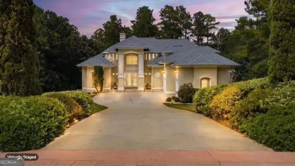124 Fairway Run, Forsyth, GA 31029