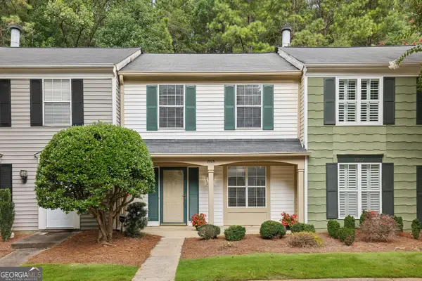 2906 Queen Anne Court, Sandy Springs, GA 30350