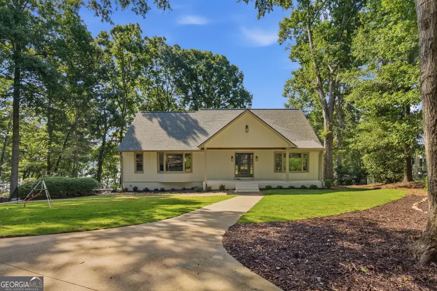 2585 Bridgewater Circle, Gainesville, GA 30506 - #2