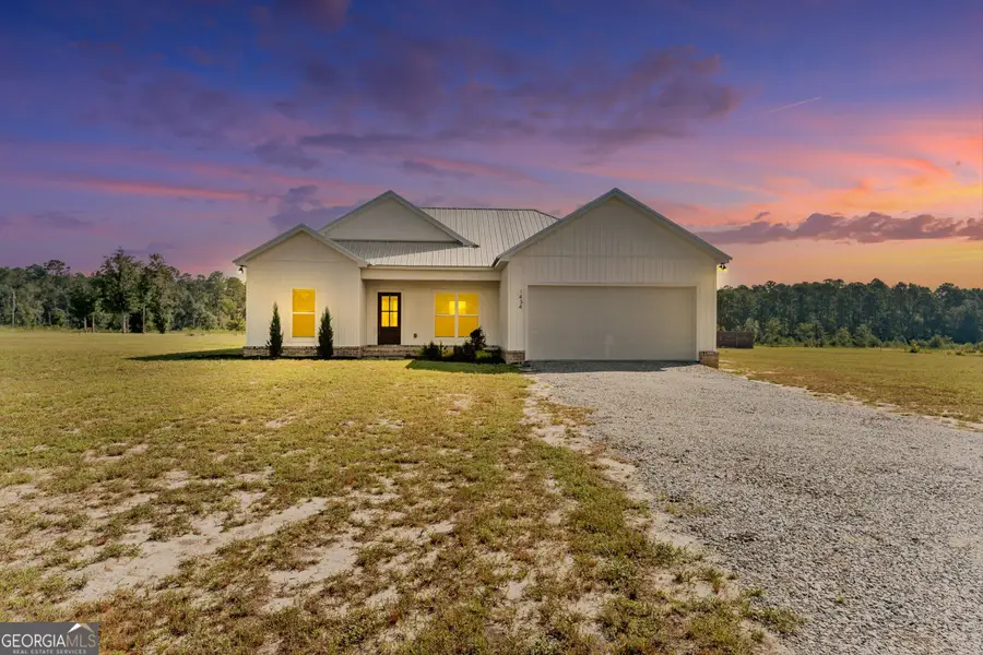 1434 Paris Avenue, Swainsboro, GA 30401 - #2