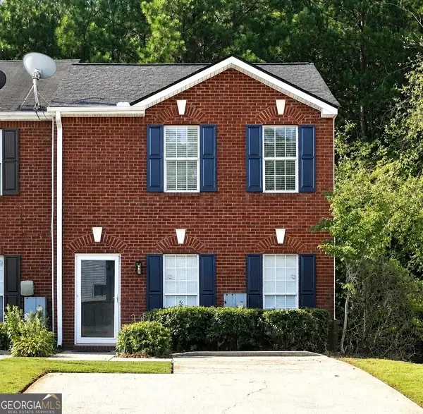 5735 Strathmoor Manor Circle, Lithonia, GA 30058