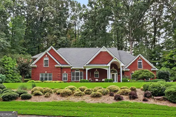 272 Glen Lake Drive, Hoschton, GA 30548